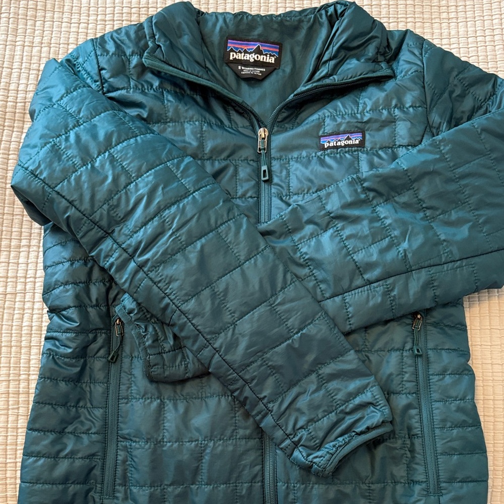 Patagonia Teal Nano puff Packable Jacket